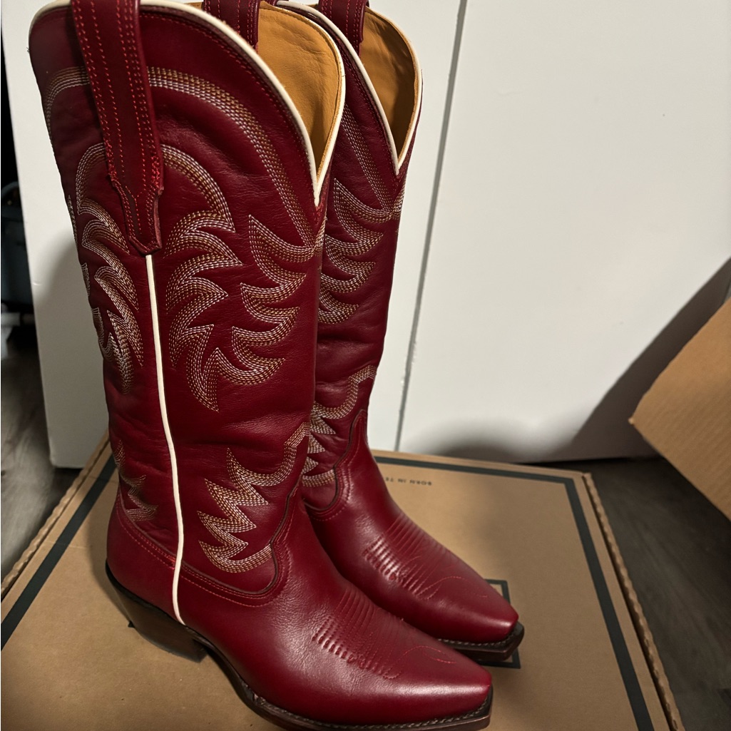 Tecovas The Annie In Scarlet